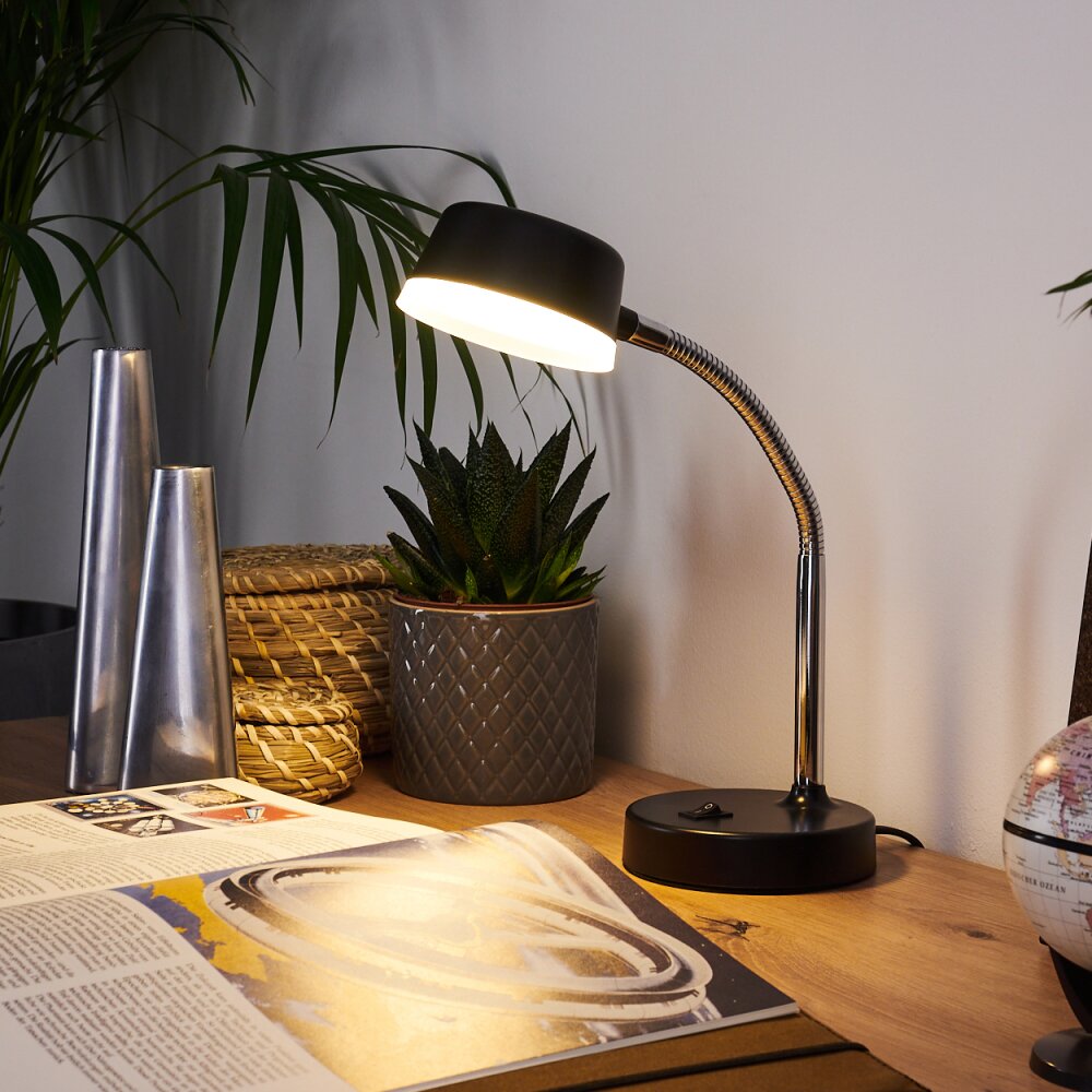 Pineda Bordslampa LED Krom, Svart, 1-ljuskällor main product photo