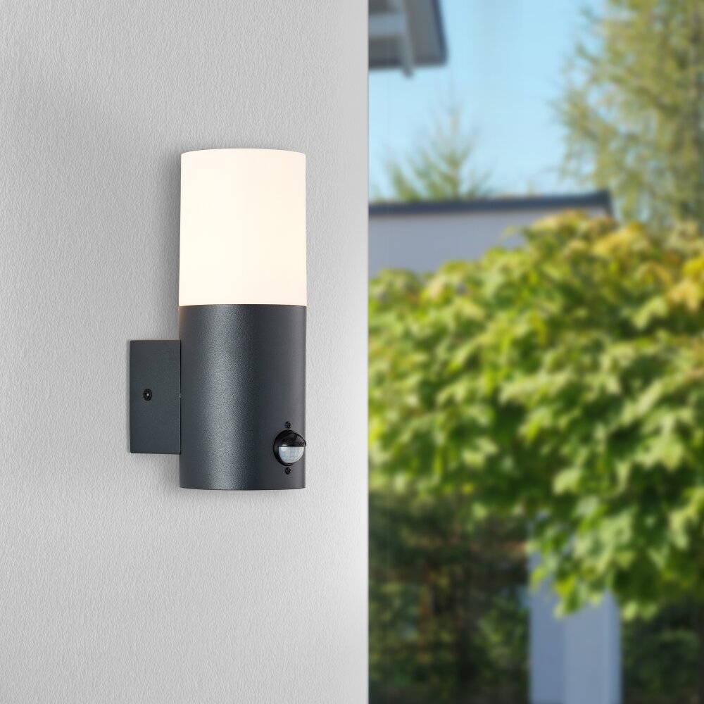 Brilliant Lampor Aberdeen vägglampa utomhus Svart, 1-ljuskällor, Rörelsedetektor main product photo