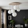Modern kullampa Chehalis med fem vita glasskärmar i kluster, sandfärgat metallgestell