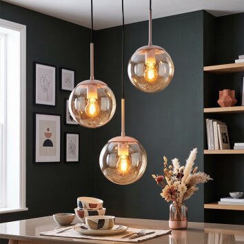 Klusterhänglampa Gastor med tre amberfärgade glasskärmar för matbord, justerbar vid montage